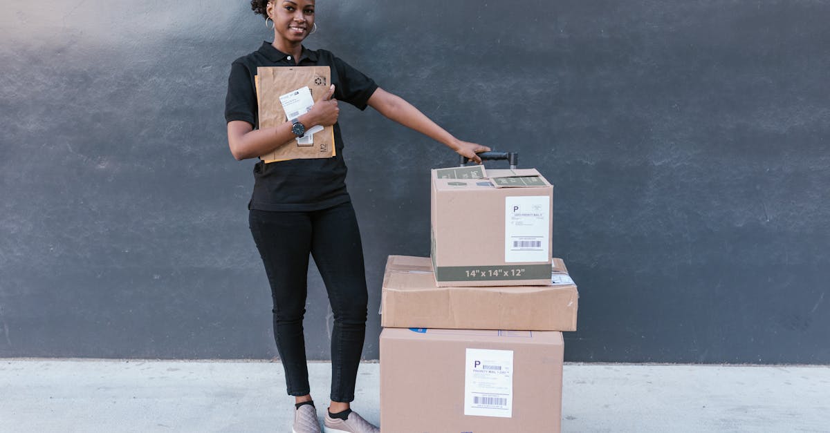 How to Choose the Right Packing Materials for E-commerce