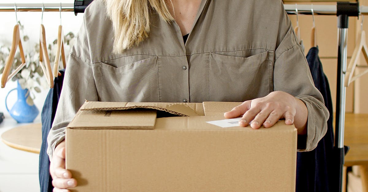 Review of the Top International Shipping Solutions for E-commerce